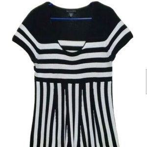 Madison Studio Top Dress L Knitted Fit & Flare Black White Striped Scoop Neck
